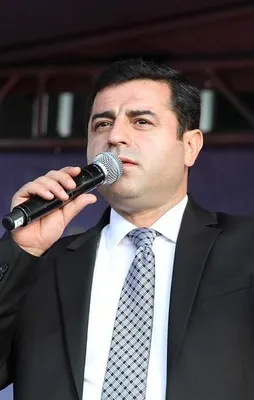 Demirtaş: PKK terör örgütü değil