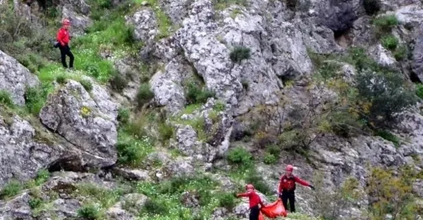Manisa’da ot toplamaya çıkan genç gözlerine inanamadı: Geriye sadece iskeleti kalmış!