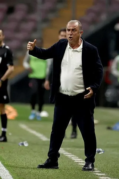 galatasaray-teknik-direktoru-fatih-terimden-besiktas-yorumu-kucaklar-alkislarla-yollariz-1619989744140.jpeg Galatasaray Teknik Direktörü Fatih Terim'den Beşiktaş yorumu: Kucaklar, alkışlarla yollarız-3