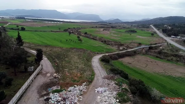 chp-izmirin-gelecegini-zehirliyor-tunc-soyer-yonetimi-tum-ekosistemi-yok-edecek-1621165573111.jpg CHP İzmir'in geleceğini zehirliyor! Tunç Soyer yönetimi tüm ekosistemi yok edecek-2