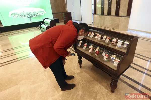 Başkan Recep Tayyip Erdoğan'ın sigarayla mücadele kapsamında topladığı sigara paketleri Cumhurbaşkanlığı Külliyesi'nde sergileniyor - 24