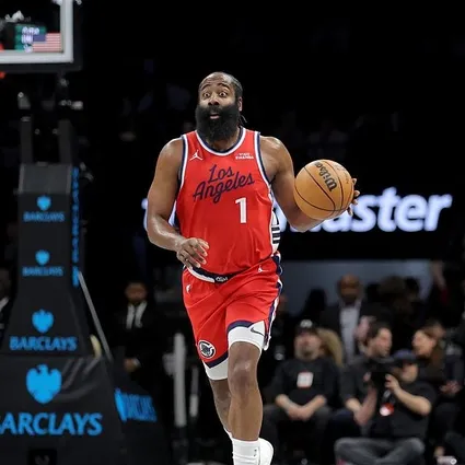 James Harden tarihe geçti!