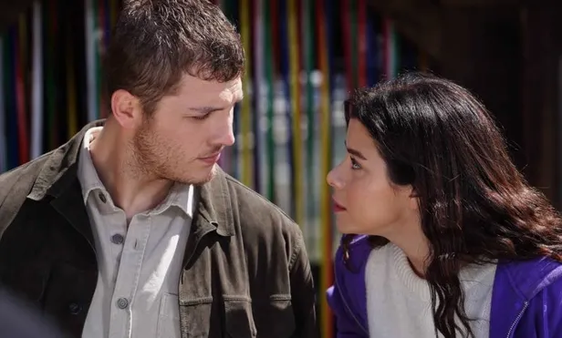 Ateş Kuşları’nda şok karşılaşma! Hacer öz yeğeni Gülayşe ile tanıştı-8