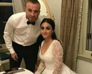 Gökhan Töre ile Esra Bilgiç tek celsede boşandı! Ünlü çift adliyeden ayrılırken...