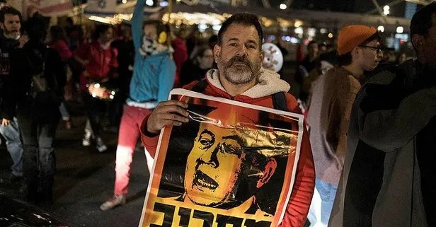 Katil Netanyahu’ya karşı 24 saatlik miting! Tel Aviv ayaklandı: Bibi’yi verip esirleri alalım! Önce protesto sonra grev