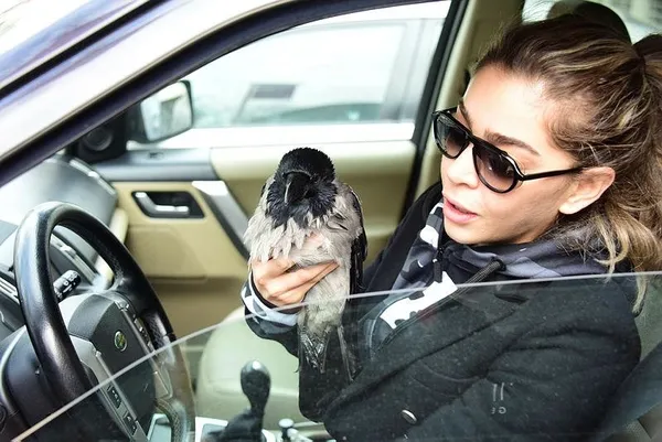 2 buçuk milyon TL'lik lüks cip, 200 bin TL'lik tektaş, 340 bin TL'lik saat... Öykü Çelik'in ayakları yere basmıyor-9