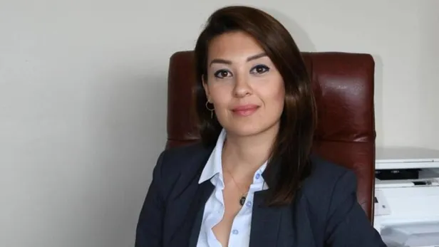 son-dakika-aykut-erdogdu-ve-tuba-torun-istifa-mi-etti-aykut-erdogdu-tuba-torun-neden-istifa-etti-1656503613342.jpg SON DAKİKA! Aykut Erdoğdu ve Tuba Torun istifa mı etti? Aykut Erdoğdu, Tuba Torun neden istifa etti?-4