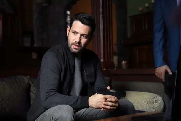 kimse-bilmez-22-bolum-canli-izle-kurtbey-iki-kardesin-kavusmasini-engelliyor-1574010266512.jpg Kimse Bilmez 22. yeni bölüm izle! Kurtbey iki kardeşin kavuşmasını engelliyor-1