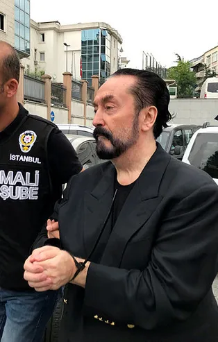 Türkiye'yi sarsan intiharlarda Adnan Oktar izi