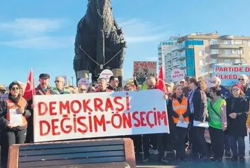 Namus sözünü yutan Özgür Özel'e parti içinde tepkiler çığ gibi! CHP'li aday adayından 'Muharrem Erkek' kararına tepki yürüyüşü