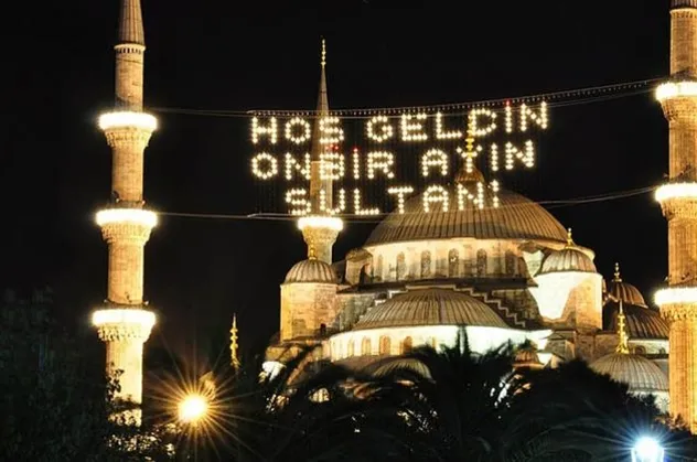 Ramazan ayı mesajları 2021: En güzel resimli, sözlü, ayet ve hadisli Ramazan ayı başlangıç mesajları! (SMS WhatsApp)