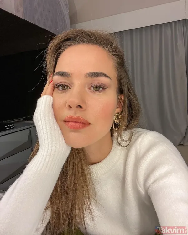 Bensu Soral yatak pozuyla sosyal medyayı salladı! Melisa Şenolsun ile Dilan Çiçek Deniz kayıtsız kalmadı! Bensu ortalığı yıkıp geçti - 14