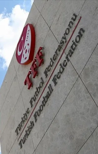 MHK'nın üstünü çizdiği 13 hakemden flaş hamle! Cüneyt Çakır, Fırat Aydınus ve diğer isimler...