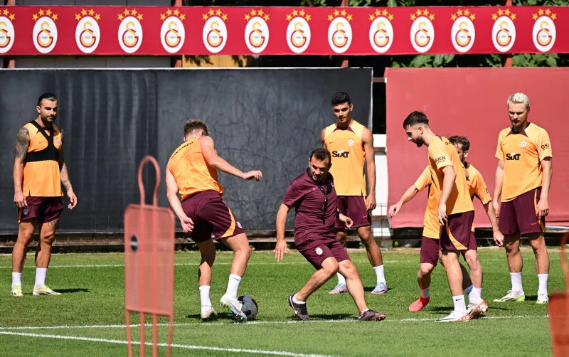 Okan Buruk'tan Zaha kararı! İşte Galatasaray'ın Samsunspor maçı 11'i - 9