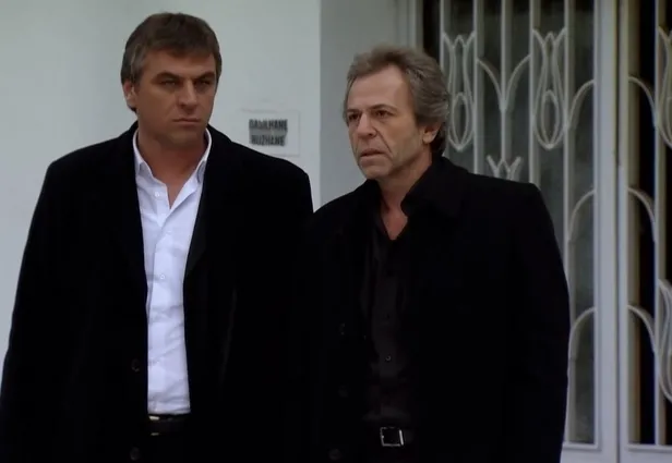 polat-alemdara-en-cok-zarar-veren-dusmaniydi-kurtlar-vadisinin-iskenderi-musa-uzunlara-talih-getiren-proje-1635436558388.jpg Kurtlar Vadisi'nin İskender'i Musa Uzunlar'a talih getiren proje! Polat Alemdar'a en çok zarar veren düşmanıydı!-5