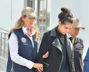 4 dilen bilen Fransız vatandaşı Anissa Laaroussi DEAŞa katılmak için geldiği Adanada yakalandı