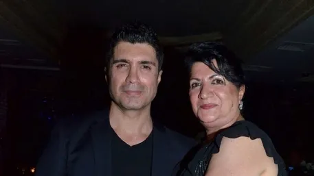 Dua istedi: Özcan Deniz’in annesi kanserle mücadele ediyor!