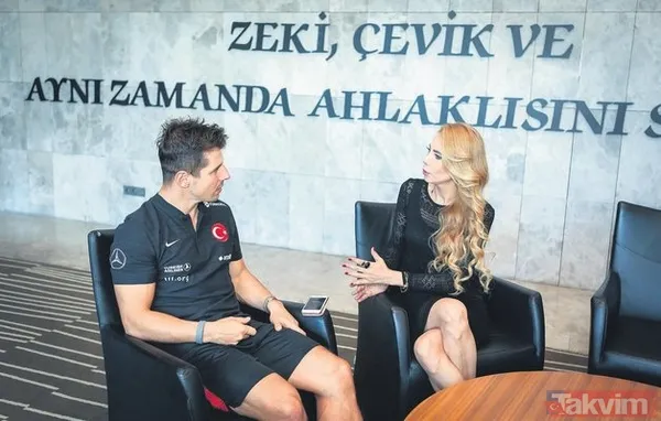 Fenerbahçe ve Milli Takımımızın kaptanı Emre Belözoğlu: Her Türk vatandaşı Barış Pınarı Harekatı'nı desteklemeli - 20