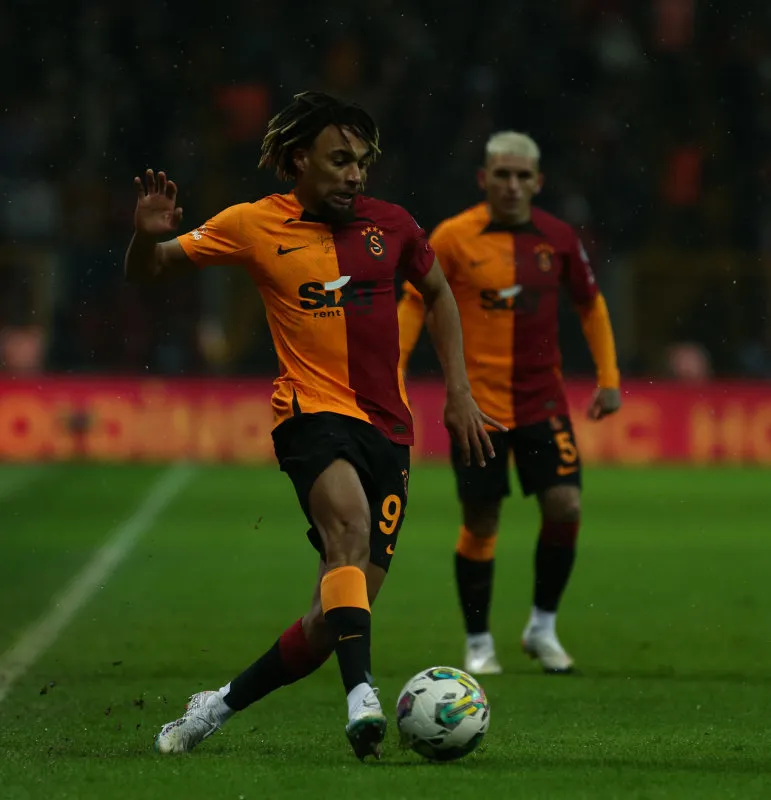 Manchester United'dan Galatasaraylı yıldıza kanca! - 7