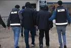 İzmir’de yasa dışı silah imalathanesine polis baskını: 33 tabanca ele geçirildi