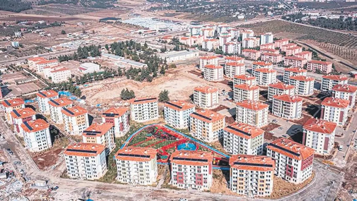 Deprem bölgesinde 101 bin konut hak sahiplerine teslim edildi!