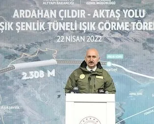 Aşık Şenlik Tüneli’nde ilk ışık göründü