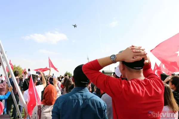Türk Yıldızları ve SOLOTÜRK'ten nefes kesen gösteri! - 23