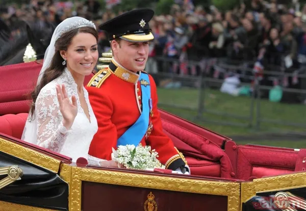 Kate Middleton’ı kim öldürdü? Prenses Diana’nın sırdaşı ‘kurban’ demişti! Kraliyet Ailesi’nden açıklama beklenirken Galler Prensesi’nin fotoğrafı ortaya çıktı - 7