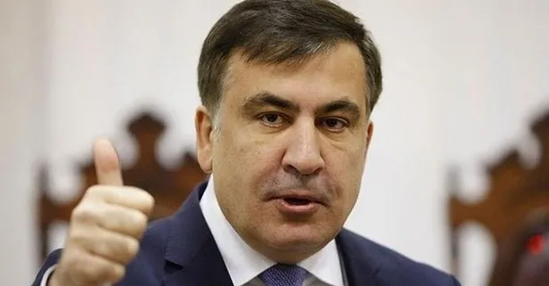 Gürcistan eski Devlet Başkanı Saakaşvili’ye Atina’da yumruklu saldırı