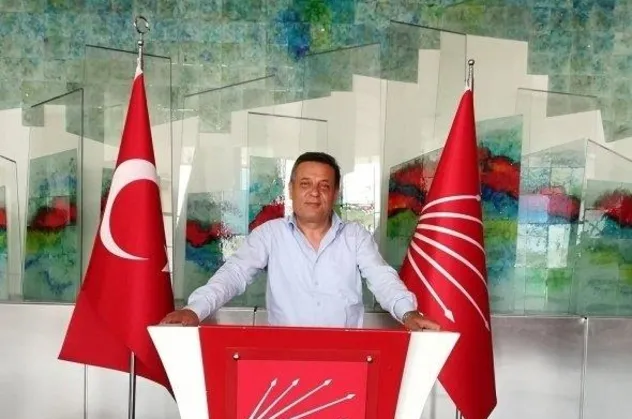 CHP'de istifa depremi! Tüm yönetim bıraktı