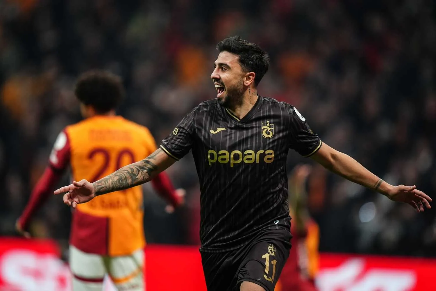 Hocaların hedefi zafer! Trabzonspor - Galatasaray derbisinin 11'leri netleşti - 12