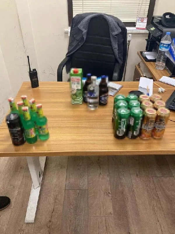 SON DAKİKA: Kural dinlemeyen taksici denetimde yakalandı: Evlere içki servisine 6 bin 150 lira ceza-5