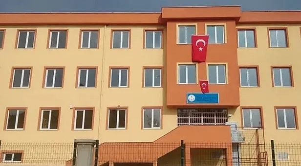 son-dakika-duzcede-okullar-tatil-edildi-bakan-ozer-acikladi-o-tarihe-kadar-okul-yok-duzce-okullar-tatil-mi-ne-1669469444093.jpg O illerde okullar tatil! Bakan Özer açıkladı! O tarihe kadar okul yok! Düzce, Sakarya, Zonguldak, Gaziantep okullar tatil mi, ne zaman açılacak?-4