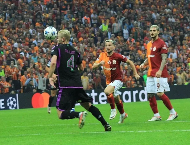 Galatasaray 70 dakika çok üstün bir futbol oynadığı Bayern Münih'e yenildi-6