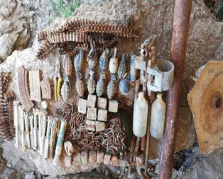 Şırnakta PKKlı teröristlere ağır darbe! Cephanelik ele geçirildi