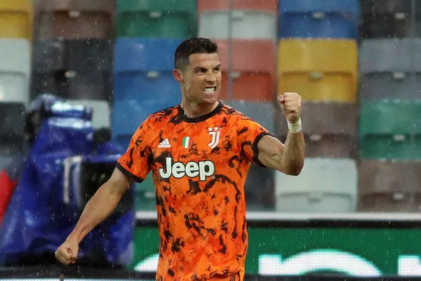 juventus-udineseyi-cristiano-ronaldonun-golleriyle-gecti-1619984015823.jpg