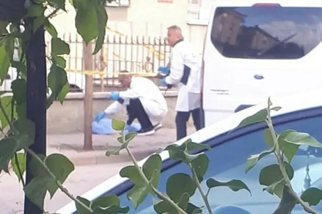 Ankara'da sır olay! Kaldırımda ölü bulunan 3 yaşındaki çocuğun akrabası tutuklanarak cezaevine gönderildi