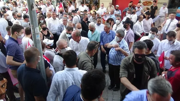 chpye-diktator-imasi-muharrem-inceye-oy-verdiginizi-her-yerde-soylemeyin-valla-sizi-partiden-atarlar-1625694902141.jpg CHP'ye diktatör iması: Muharrem İnce’ye oy verdiğinizi her yerde söylemeyin, valla sizi partiden atarlar-6