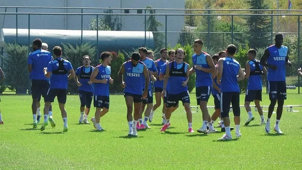 Trabzonspor Teknik Direktörü Bjelica Beşiktaş maçı öncesi oyuncularına seslendi: "90 dakika savaşalım"-3