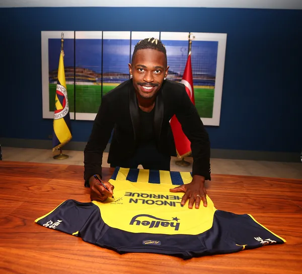 fenerbahce-lincoln-henriqueyi-acikladi-iste-ilk-sozleri-1655216325249.jpg