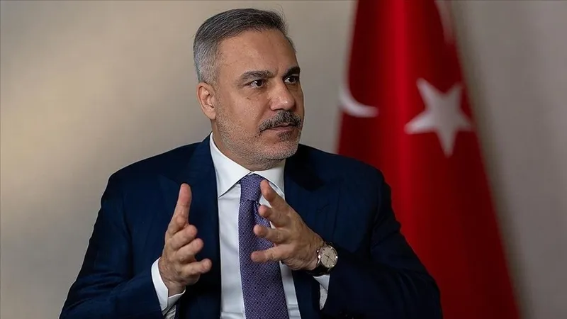 Dışişleri Bakanı Fidan’dan bölgesel kriz uyarısı! Başkan Erdoğan durumu yakın takipte: "Önceliğimiz savaşı durdurmak"-8