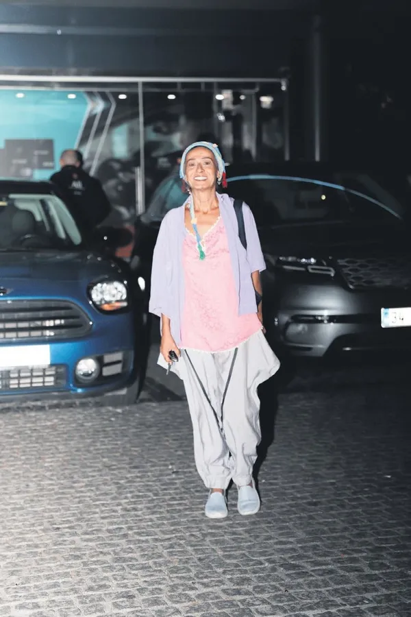 melisa-asli-pamuk-paris-moda-haftasindaki-zarafetiyle-goz-kamastirdi-1696115622824.jpeg Melisa Aslı Pamuk, Paris Moda Haftası'ndaki zarafetiyle göz kamaştırdı-4