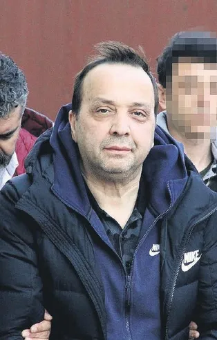 Rekortmen dolandırıcı