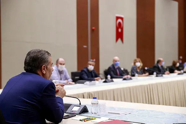 kurban-bayraminda-yeni-tedbirler-olacak-mi-bakan-fahrettin-kocadan-onemli-aciklamalar-1596033816526.jpg Kurban Bayramı'nda yeni tedbirler olacak mı? Bakan Fahrettin Koca'dan önemli açıklamalar-5