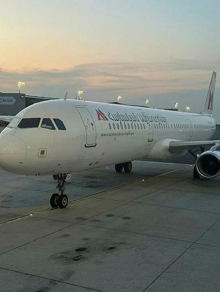 Türkiye-Ermenistan arasında yeni dönem: Armenian Airlines, Erivan-İstanbul uçuşlarına başladı-1