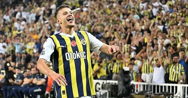Efsanelerin izinde: Polonyalı yıldız Szymanski şimdiden tarihe adını yazdırdı! Fenerbahçe'nin en golcü 4'üncü numarası oldu