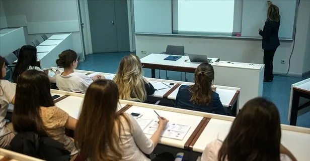 Üniversiteli öğrencilere af yolu açıldı! Yeni kanun teklifi ile birlikte başkası adına tez yazanlara verilen cezalar değişiyor...