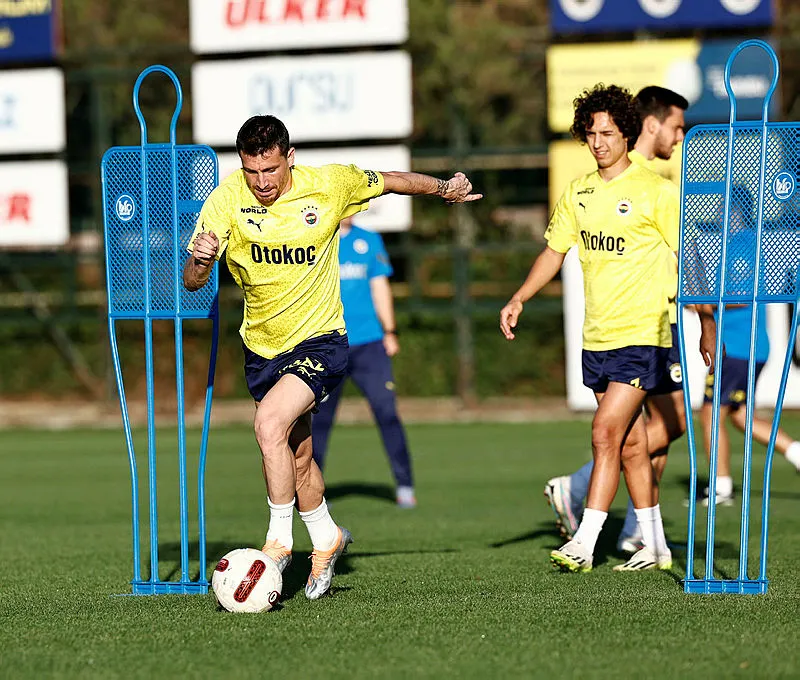 FENERBAHÇE TRANSFER HABERLERİ | İşte Fenerbahçe'nin 6 numara adayları ve transferdeki son durum! - 8