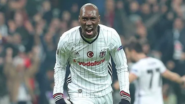 Beşiktaş Başkanı Ahmet Nur Çebi'den Atiba Hutchinson'a açık davet!-1