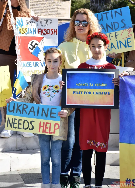 SON DAKİKA: Rusya Ukrayna savaşında son durum! Türkiye'deki Ukraynalılar Rusya'yı protesto etmek için meydanlara akın etti - 16